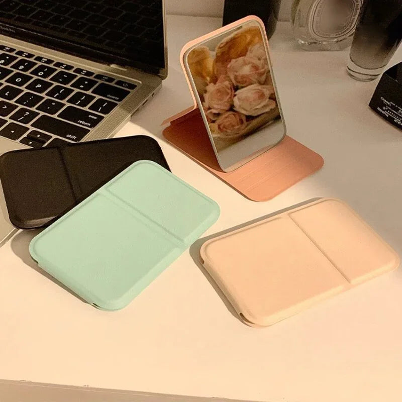 Handheld Foldable On the Go Mirror