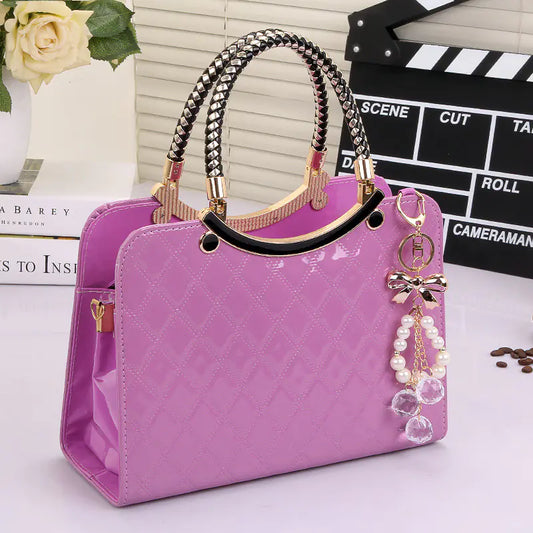 So me!! Handbag and Shoulder Bag
